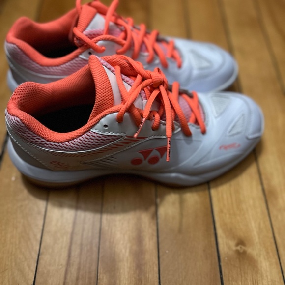 Yonex 65 Series Court Shoes - Picture 3 of 5